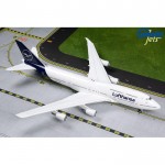 GeminiJets Lufthansa B747-400 D-ABVM 1:200