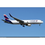 JC Wings LATAM Cargo Boeing 767-300F(ER) N532LA 1:400