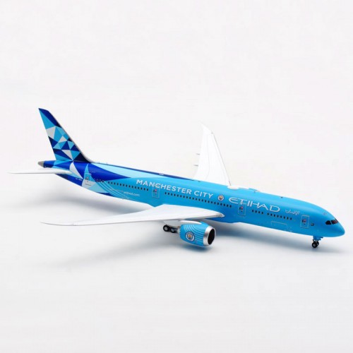 ETIHAD エティハド航空 B787-9 1/200 JC Wings 1:200 Etihad 787-9 Unboxing and Review - YouTube